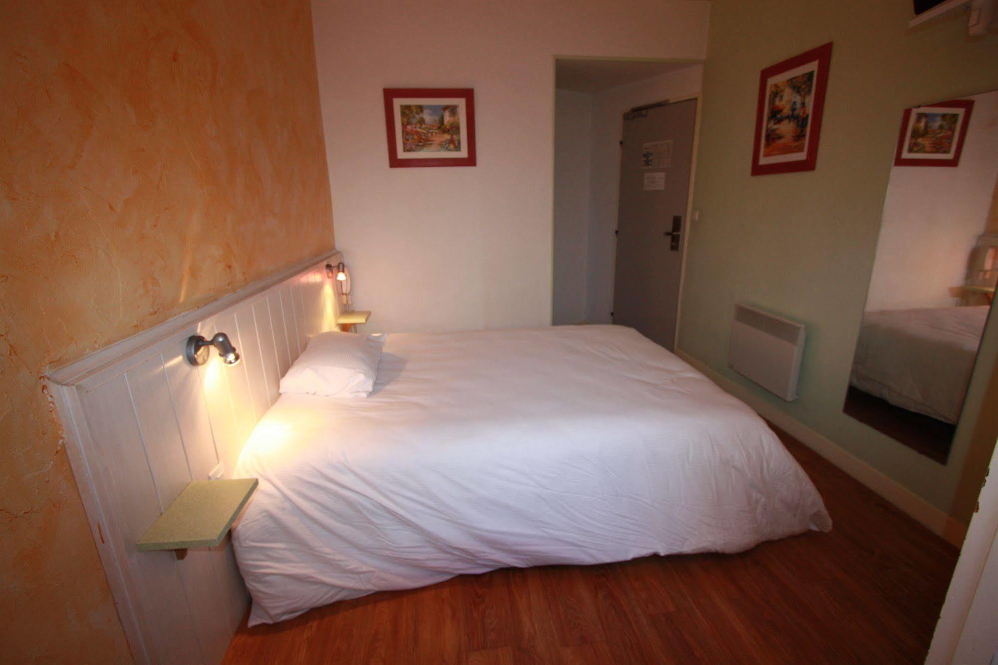 Hotel Saint Andre Gare Sncf Clermont-Ferrand Kültér fotó
